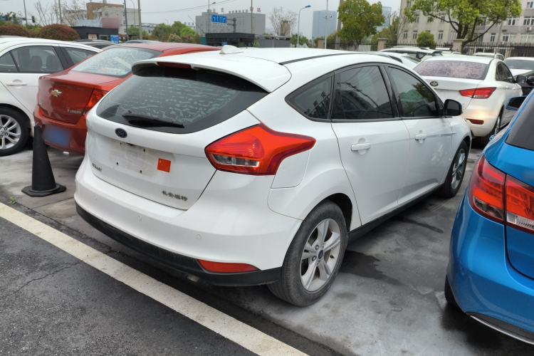 Used Ford Focus 2017 Hatchback 1.6L Automatic Comfort Plus SmartDrive Edition Rear Right 45 Deg