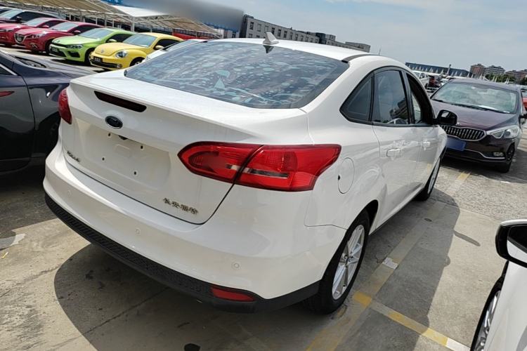 Used Ford Focus 2017 Sedan 1.6L Automatic Fashion Edition Smart Drive Version Rear Right 45 Deg