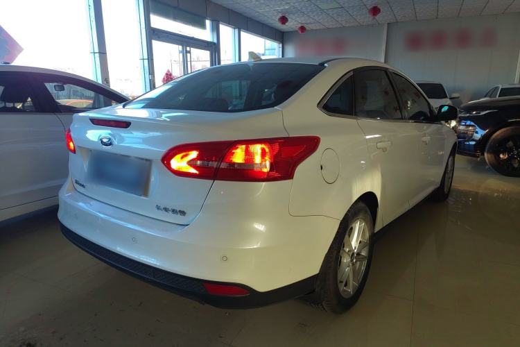 Used Ford Focus 2017 Sedan 1.6L Automatic Fashion Edition Smart Drive Version Rear Right 45 Deg