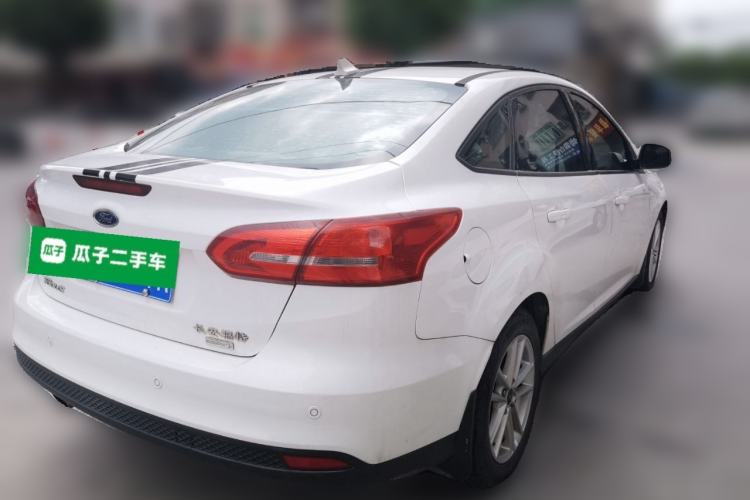Used Ford Focus 2017 Sedan EcoBoost 125 Automatic Supreme Style SmartDrive Edition Rear Right 45 Deg