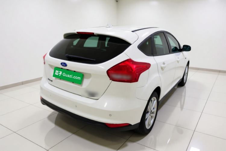 Used Ford Focus 2017 Hatchback EcoBoost 125 Automatic - Ultra-Powerful Style Edition with Smart Drive Features Rear Right 45 Deg