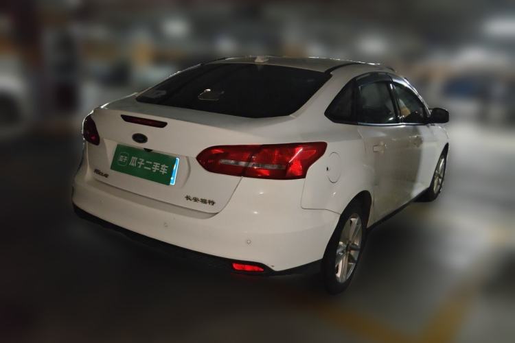 Used Ford Focus 2017 Sedan 1.6L Automatic Fashion Edition Smart Drive Version Rear Right 45 Deg