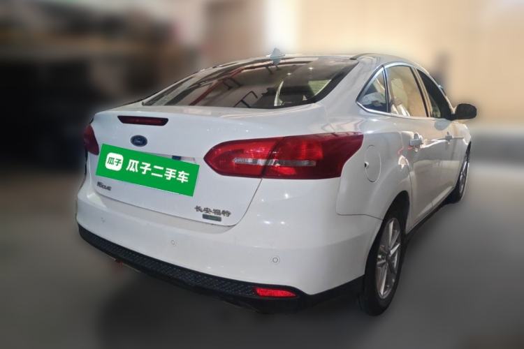 Used Ford Focus 2017 Sedan EcoBoost 180 Automatic Elite Model Rear Right 45 Deg