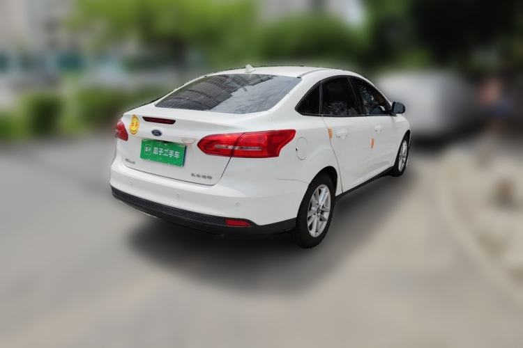 Used Ford Focus 2017 Sedan 1.6L Automatic Fashion Edition Smart Drive Version Rear Right 45 Deg