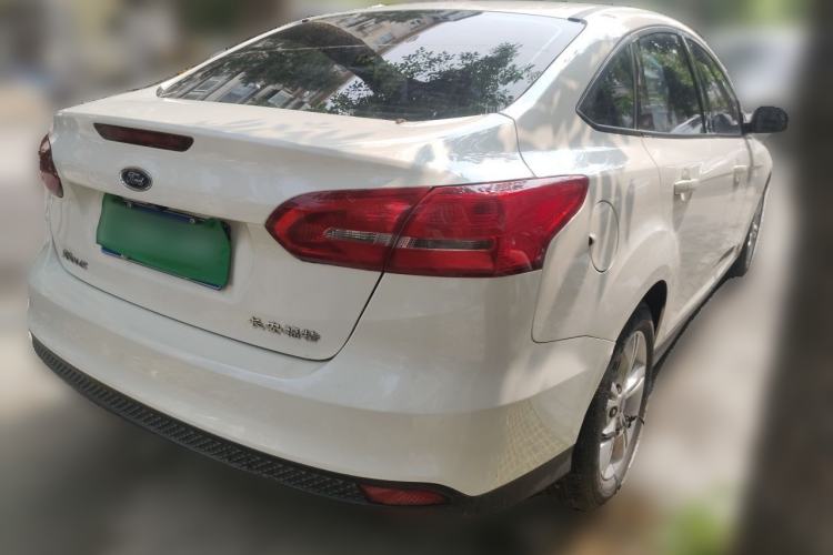 Used Ford Focus 2017 Sedan 1.6L Automatic Comfort Plus SmartDrive Edition Rear Right 45 Deg