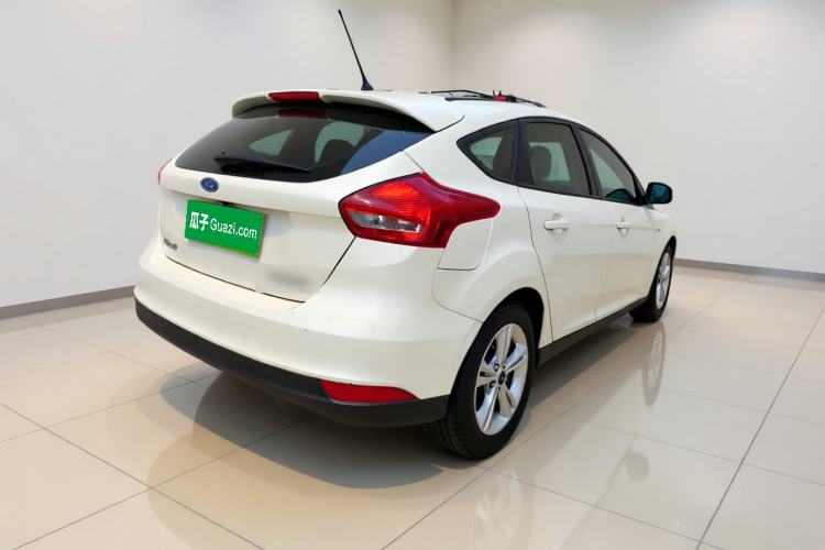 Used Ford Focus 2017 Hatchback 1.6L Automatic Comfort Plus SmartDrive Edition Rear Right 45 Deg