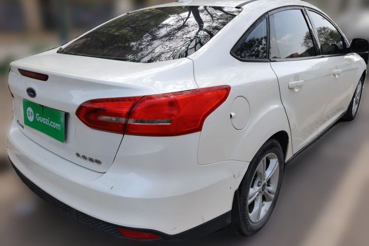 Used Ford Focus 2017 Sedan 1.6L Automatic Comfort Plus SmartDrive Edition Rear Right 45 Deg