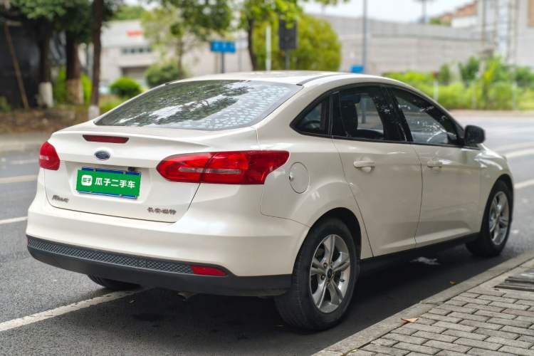 Used Ford Focus 2017 Sedan 1.6L Manual Comfort Plus SmartDrive Edition Rear Right 45 Deg