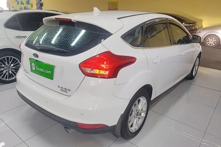 Used Ford Focus 2017 Hatchback EcoBoost 180 Automatic Elite Model Rear Right 45 Deg