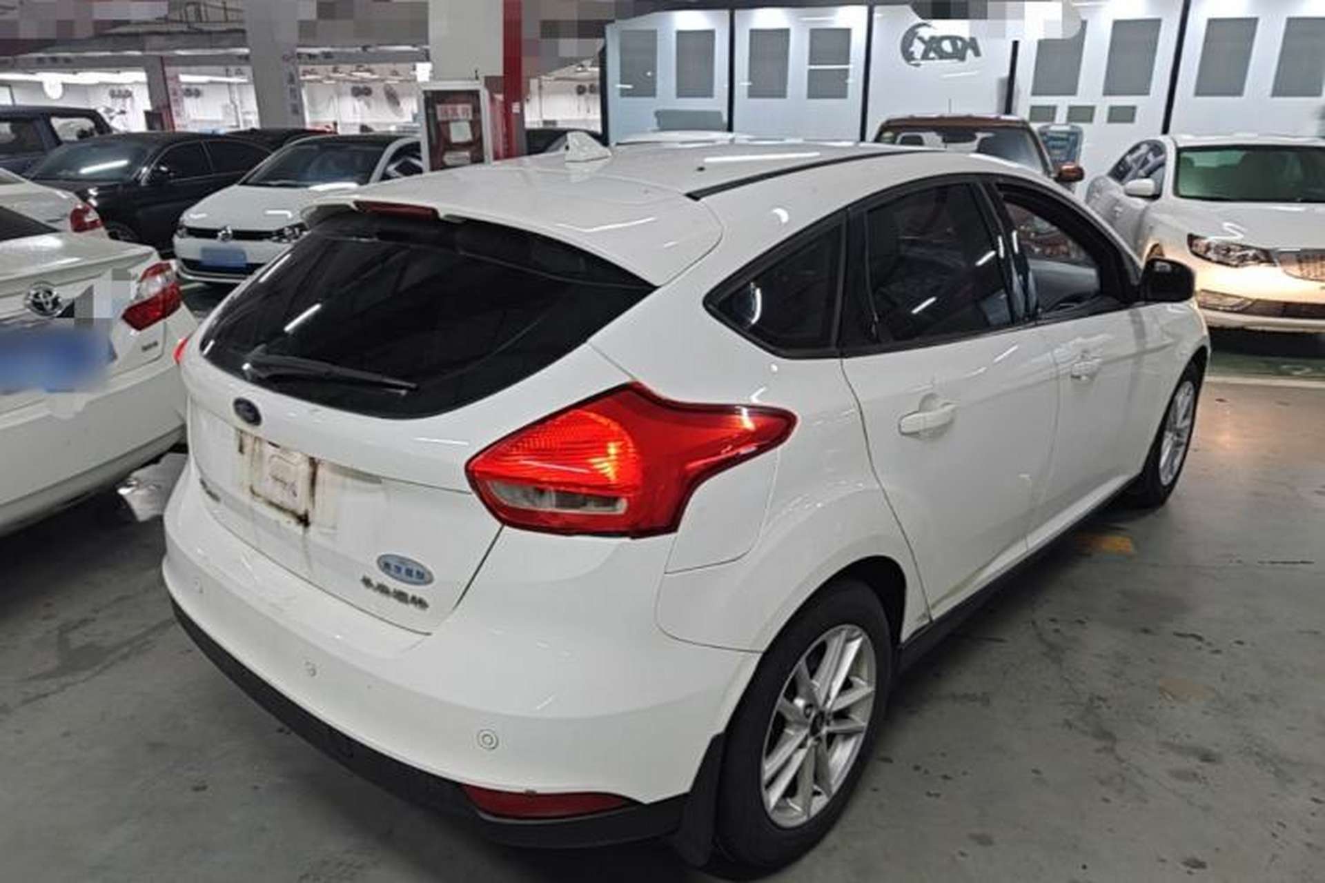 Used Ford Focus 2017 Hatchback 1.6L Automatic Fashion Edition Smart Drive Version Rear Right 45 Deg