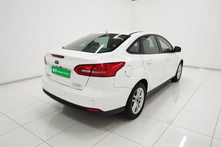 Used Ford Focus 2017 Sedan 1.6L Automatic Fashion Edition Smart Drive Version Rear Right 45 Deg
