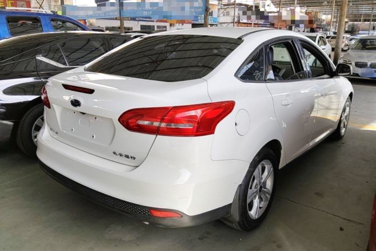 Used Ford Focus 2017 Sedan 1.6L Automatic Comfort Plus SmartDrive Edition Rear Right 45 Deg