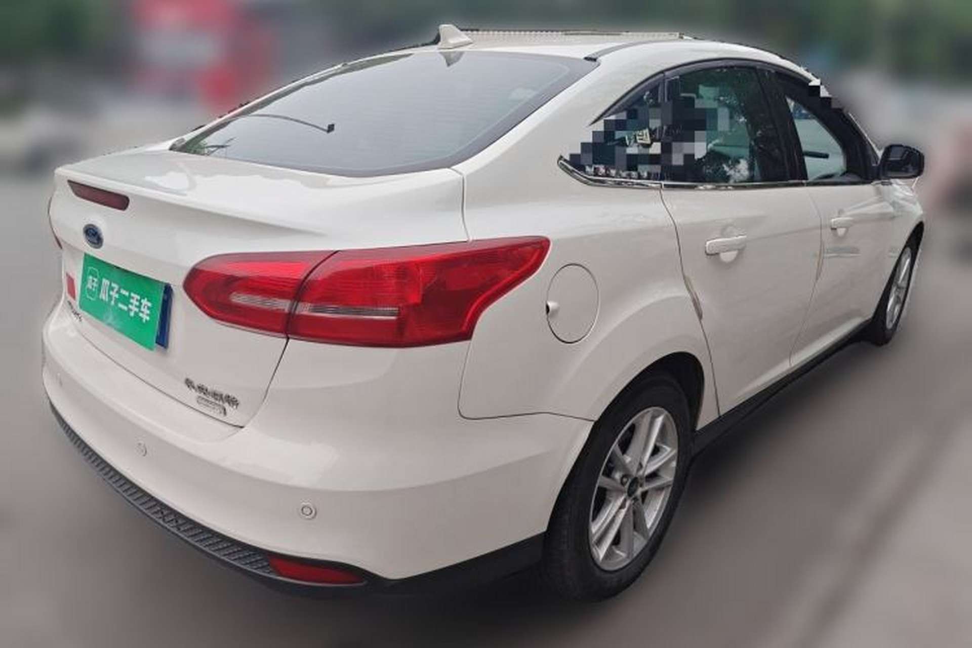 Used Ford Focus 2017 Sedan EcoBoost 125 Manual – Ultra-Style Edition with SmartDrive Features Rear Right 45 Deg