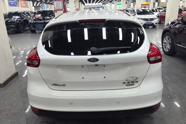 Used Ford Focus 2017 Hatchback EcoBoost 125 Automatic - Ultra-Powerful Style Edition with Smart Drive Features Rear