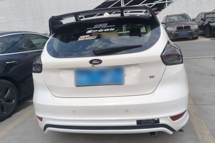 Used Ford Focus 2017 Hatchback EcoBoost 180 Automatic Elite Model Rear