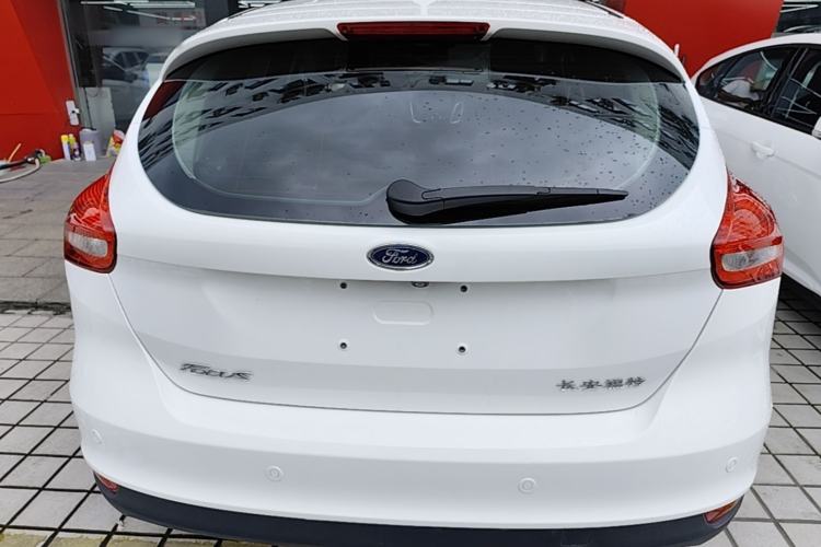 Used Ford Focus 2017 Hatchback 1.6L Automatic Fashion Edition Smart Drive Version Rear
