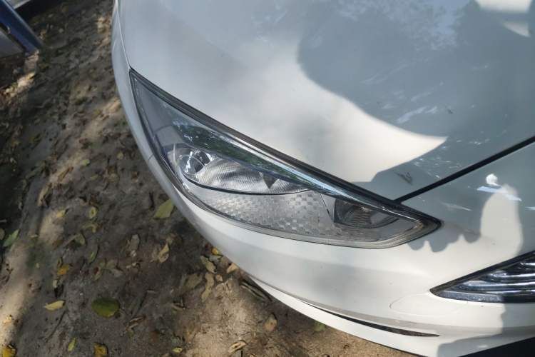 Used Ford Focus 2017 Sedan 1.6L Automatic Fashion Edition Smart Drive Version Right Front Headlight