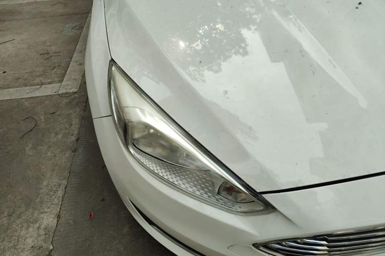Used Ford Focus 2017 Sedan 1.6L Automatic Fashion Edition Smart Drive Version Right Front Headlight