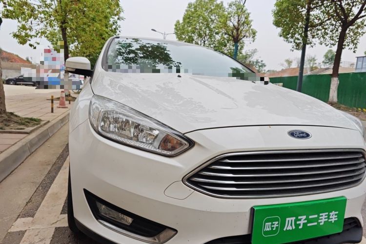 Used Ford Focus 2017 Sedan 1.6L Automatic Fashion Edition Smart Drive Version Right Front Headlight