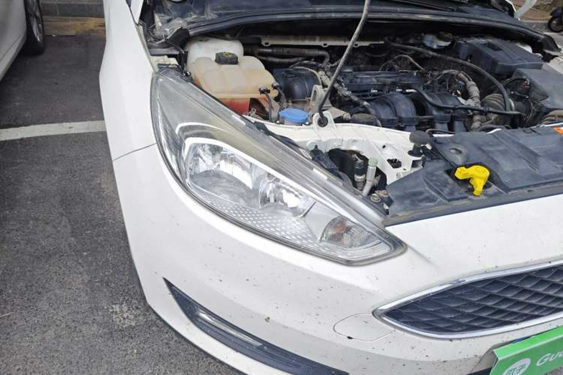 Used Ford Focus 2017 Hatchback 1.6L Automatic Fashion Edition Smart Drive Version Right Front Headlight