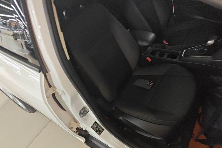 Used Ford Focus 2017 Hatchback 1.6L Automatic Comfort Plus SmartDrive Edition Right Front Seat