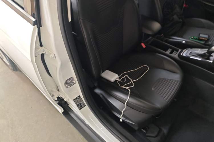 Used Ford Focus 2017 Hatchback 1.6L Automatic Fashion Edition Smart Drive Version Right Front Seat