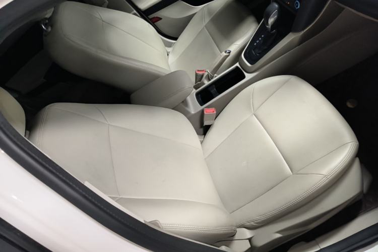 Used Ford Focus 2017 Sedan 1.6L Automatic Comfort Plus SmartDrive Edition Right Front Seat