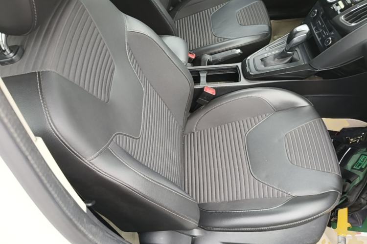 Used Ford Focus 2017 Hatchback 1.6L Automatic Fashion Edition Smart Drive Version Right Front Seat