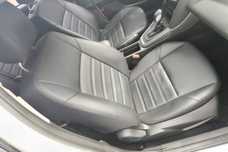 Used Ford Focus 2017 Hatchback 1.6L Automatic Comfort Plus SmartDrive Edition Right Front Seat
