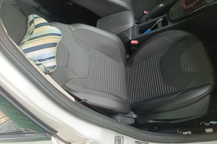 Used Ford Focus 2017 Hatchback 1.6L Automatic Fashion Edition Smart Drive Version Right Front Seat