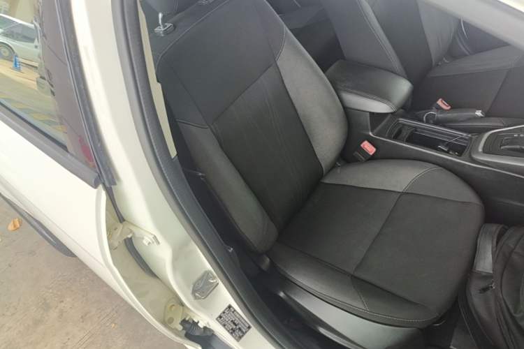 Used Ford Focus 2017 Hatchback 1.6L Automatic Comfort Plus SmartDrive Edition Right Front Seat