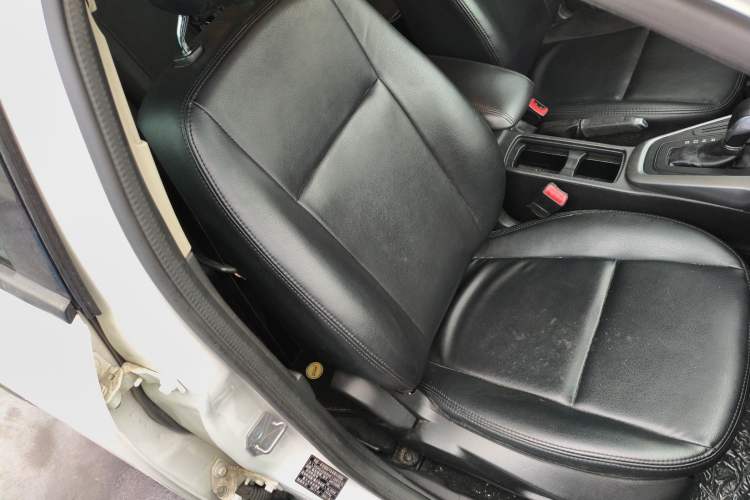 Used Ford Focus 2017 Hatchback 1.6L Automatic Comfort Plus SmartDrive Edition Right Front Seat