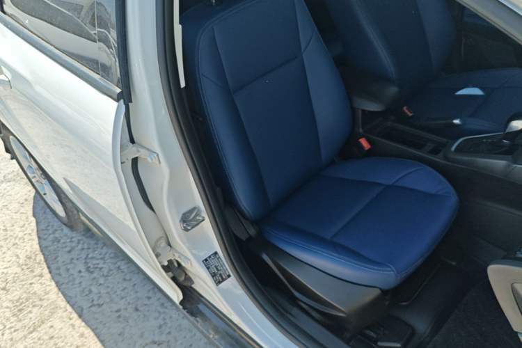 Used Ford Focus 2017 Hatchback 1.6L Automatic Comfort Plus SmartDrive Edition Right Front Seat