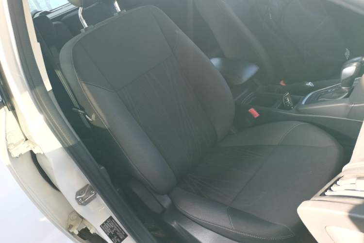 Used Ford Focus 2017 Hatchback 1.6L Automatic Comfort Plus SmartDrive Edition Right Front Seat