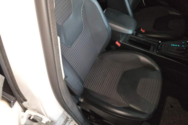 Used Ford Focus 2017 Sedan EcoBoost 180 Automatic Elite Model Right Front Seat