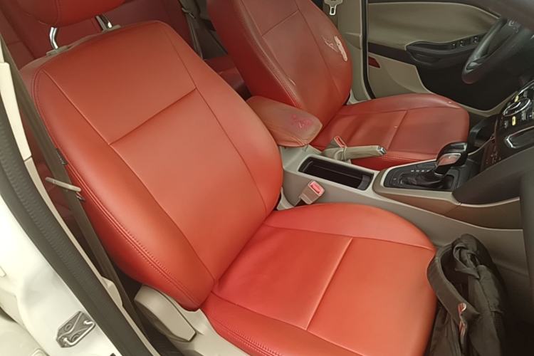 Used Ford Focus 2017 Sedan 1.6L Automatic Comfort Plus SmartDrive Edition Right Front Seat