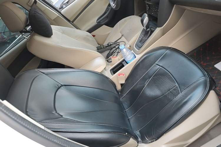 Used Ford Focus 2017 Sedan 1.6L Automatic Comfort Plus SmartDrive Edition Right Front Seat