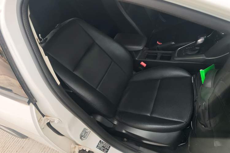 Used Ford Focus 2017 Hatchback 1.6L Automatic Comfort Plus SmartDrive Edition Right Front Seat