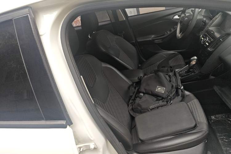Used Ford Focus 2017 Hatchback 1.6L Automatic Fashion Edition Smart Drive Version Right Front Seat
