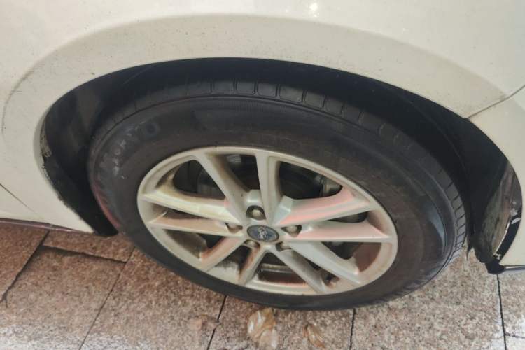 Used Ford Focus 2017 Sedan 1.6L Automatic Fashion Edition Smart Drive Version Right Front Wheel Hub