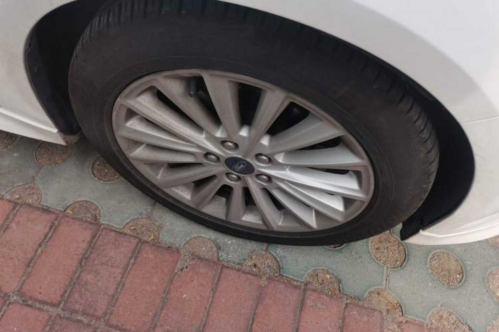 Used Ford Focus 2017 Hatchback EcoBoost 180 Automatic Sport Model Right Front Wheel Hub