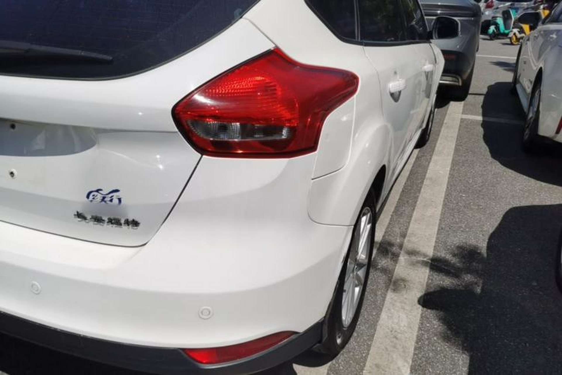 Used Ford Focus 2017 Hatchback 1.6L Automatic Fashion Edition Smart Drive Version Right Rear Taillight