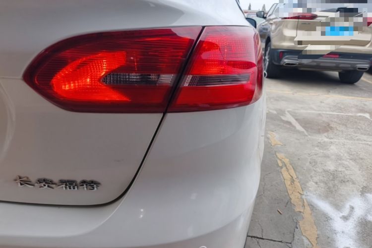 Used Ford Focus 2017 Sedan 1.6L Automatic Fashion Edition Smart Drive Version Right Rear Taillight