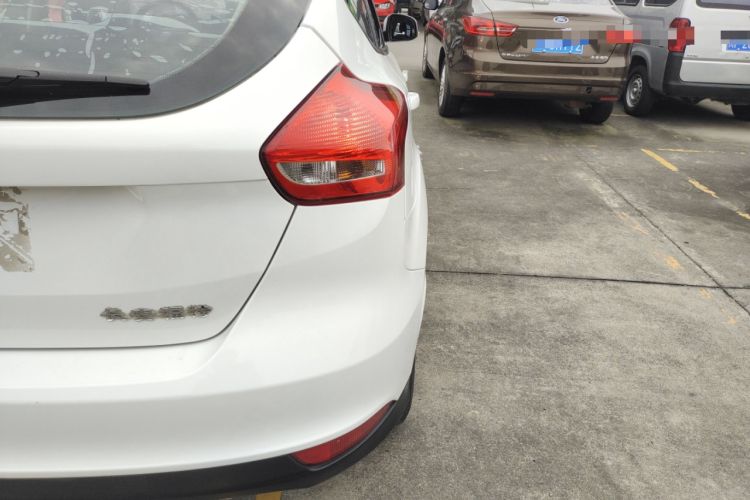 Used Ford Focus 2017 Hatchback 1.6L Automatic Comfort Plus SmartDrive Edition Right Rear Taillight