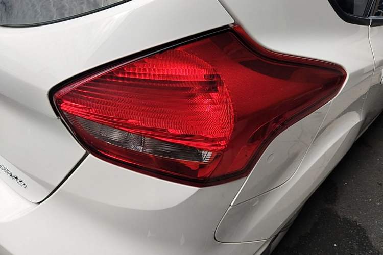 Used Ford Focus 2017 Hatchback 1.6L Automatic Comfort Plus SmartDrive Edition Right Rear Taillight