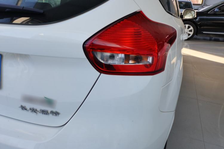Used Ford Focus 2017 Hatchback 1.6L Automatic Comfort Plus SmartDrive Edition Right Rear Taillight