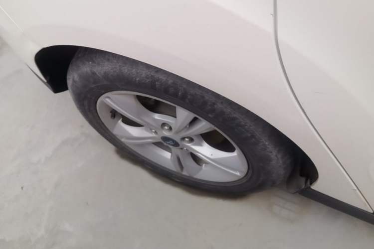 Used Ford Focus 2017 Hatchback 1.6L Automatic Comfort Plus SmartDrive Edition Right Rear Wheel Hub