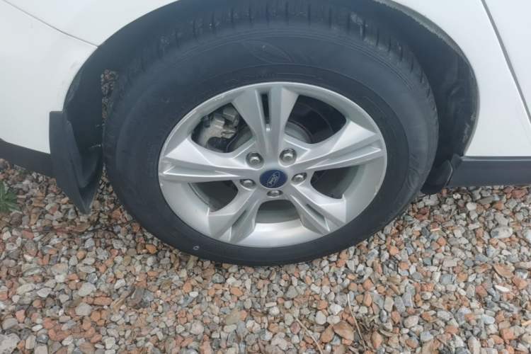 Used Ford Focus 2017 Hatchback 1.6L Manual Comfort Plus SmartDrive Edition Right Rear Wheel Hub