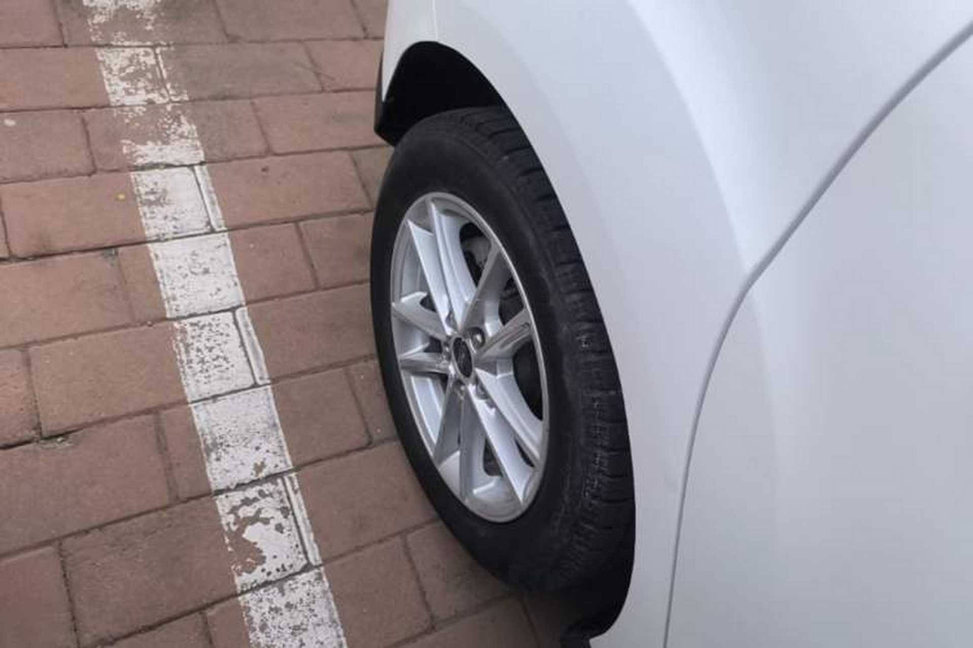 Used Ford Focus 2017 Hatchback 1.6L Automatic Fashion Edition Smart Drive Version Right Rear Wheel Hub