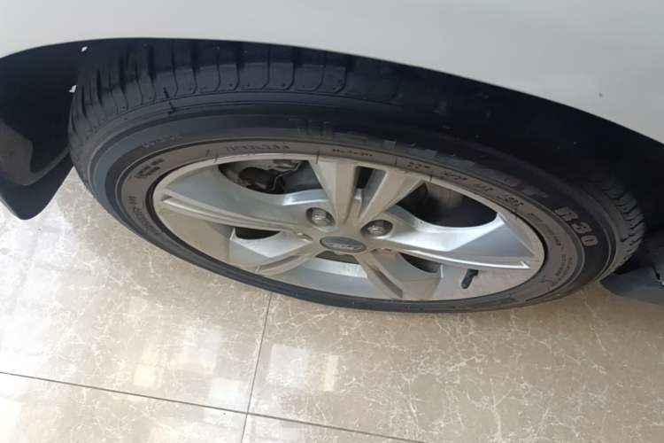 Used Ford Focus 2017 Hatchback 1.6L Automatic Comfort Plus SmartDrive Edition Right Rear Wheel Hub